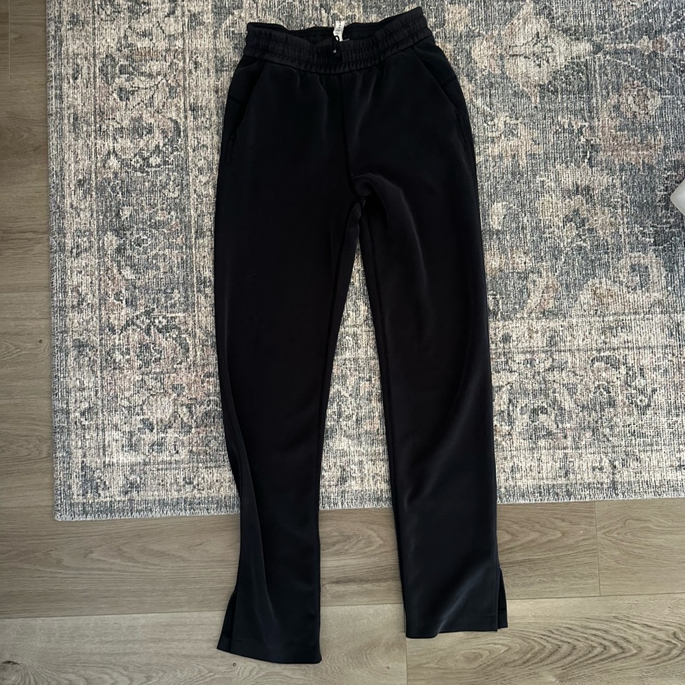 Lululemon *Split Hem* Softstreme Pant